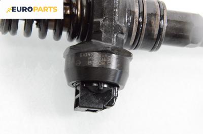 Дюза дизел за Volkswagen Touran Minivan I (02.2003 - 05.2010) 1.9 TDI, 100 к.с., № Bosch 0414720215