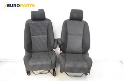 Комплект салон за Toyota Corolla Verso II (03.2004 - 04.2009), 4+1 вр.