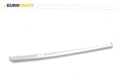 Интериорна лайсна за Opel Vectra C GTS (08.2002 - 01.2009), 4+1 вр., хечбек
