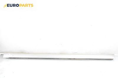 Праг за Toyota Corolla Verso II (03.2004 - 04.2009), 4+1 вр., миниван, позиция: дясна