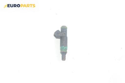 Дюза бензин за Ford Fiesta V Hatchback (11.2001 - 03.2010) 1.4 16V, 80 к.с.