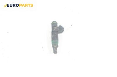 Дюза бензин за Ford Fiesta V Hatchback (11.2001 - 03.2010) 1.4 16V, 80 к.с.