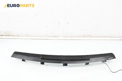 Трети стоп за Mercedes-Benz C-Class Sedan (W204) (01.2007 - 01.2014), седан