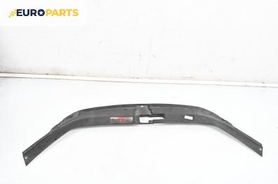 Кора над радиатор за Audi A4 Avant B6 (04.2001 - 12.2004), 4+1 вр., комби