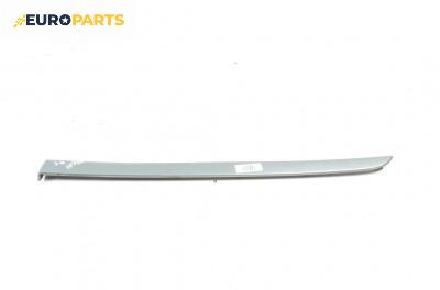 Интериорна лайсна за Audi A4 Avant B7 (11.2004 - 06.2008), 4+1 вр., комби