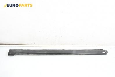 Праг за Volkswagen Passat V Sedan B6 (03.2005 - 12.2010), 4+1 вр., седан, позиция: дясна