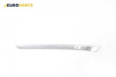 Интериорна лайсна за Audi A4 Avant B7 (11.2004 - 06.2008), 4+1 вр., комби