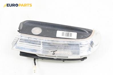 Мигач в огледало за Volkswagen Touareg SUV I (10.2002 - 01.2013), 4+1 вр., джип, позиция: дясна