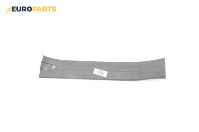 Вътрешен праг за Toyota Land Cruiser J120 (09.2002 - 12.2010), 4+1 вр., джип, позиция: дясна