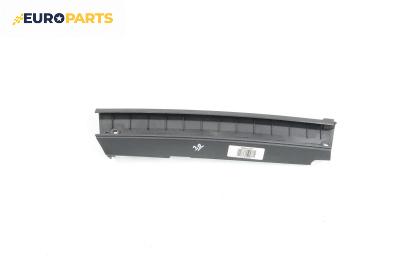 Интериорна пластмаса за BMW 7 Series F01 (02.2008 - 12.2015), 4+1 вр., седан, позиция: задна