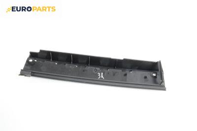 Интериорна пластмаса за BMW 7 Series F01 (02.2008 - 12.2015), 4+1 вр., седан, позиция: задна