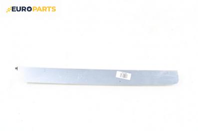 Интериорна лайсна за Volkswagen Passat V Sedan B6 (03.2005 - 12.2010), 4+1 вр., седан