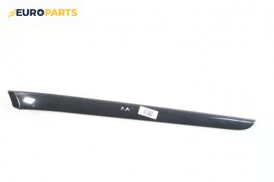 Интериорна лайсна за Audi A4 Avant B6 (04.2001 - 12.2004), 4+1 вр., комби