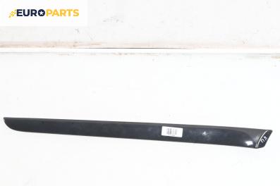 Интериорна лайсна за Audi A4 Avant B6 (04.2001 - 12.2004), 4+1 вр., комби