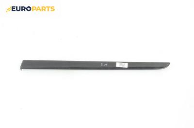 Интериорна лайсна за Audi A4 Avant B6 (04.2001 - 12.2004), 4+1 вр., комби