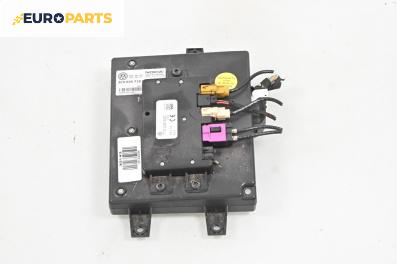 Bluetooth модул за Volkswagen Passat V Sedan B6 (03.2005 - 12.2010), № 3C0 035 729 C