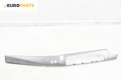 Интериорна пластмаса за BMW 5 Series F10 Sedan F10 (01.2009 - 02.2017), 4+1 вр., седан, позиция: предна