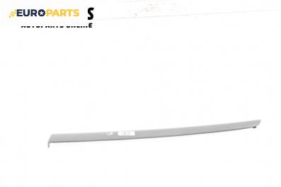 Интериорна лайсна за Audi A4 Sedan B6 (11.2000 - 12.2004), 4+1 вр., комби