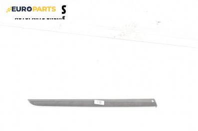 Интериорна лайсна за Audi A4 Sedan B6 (11.2000 - 12.2004), 4+1 вр., комби