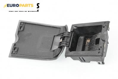 Пепелник за Seat Ibiza III Hatchback (02.2002 - 11.2009)