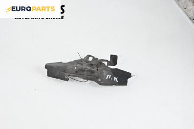 Брава преден капак за Toyota Avensis II Sedan (04.2003 - 11.2008)