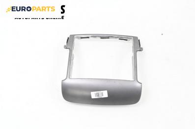 Централна конзола за Kia Sorento I SUV (08.2002 - 12.2009)