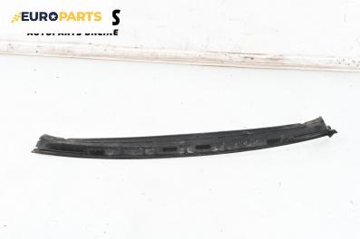Кора под чистачки за Audi A3 Hatchback I (09.1996 - 05.2003), 2+1 вр., хечбек