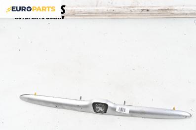 Лайсна заден капак за Peugeot 206 Hatchback (08.1998 - 12.2012), хечбек, позиция: задна