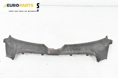 Кора над радиатор за Audi A6 Avant C6 (03.2005 - 08.2011), 4+1 вр., комби