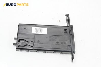 Поставка за чаши за BMW 3 Series E90 Touring E91 (09.2005 - 06.2012)