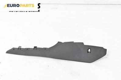 Интериорна пластмаса за Volkswagen Golf V Hatchback (10.2003 - 02.2009), 4+1 вр., хечбек, позиция: предна