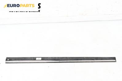 Външни лайсни за Mercedes-Benz C-Class Sedan (W203) (05.2000 - 08.2007), седан, позиция: лява