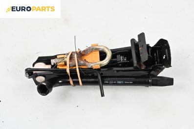 Крик за Ford Fusion Hatchback (08.2002 - 12.2012)