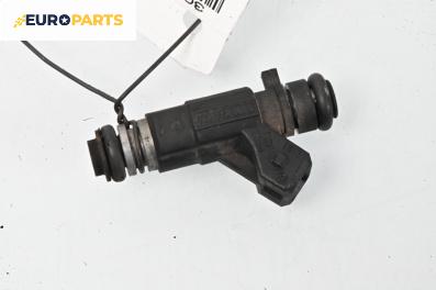 Дюза бензин за Volkswagen Polo Hatchback II (10.1994 - 10.1999) 50 1.0, 50 к.с., № 0 280 155 731