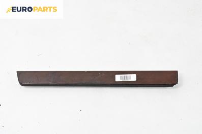 Интериорна лайсна за Volkswagen Touareg SUV I (10.2002 - 01.2013), 4+1 вр., джип
