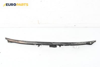 Кора под чистачки за Audi A8 Sedan 4E (10.2002 - 07.2010), 4+1 вр., седан