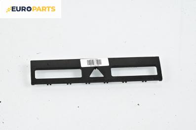 Интериорна пластмаса за Audi A3 Hatchback I (09.1996 - 05.2003), 4+1 вр., хечбек, позиция: предна
