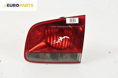 Вътрешен стоп за Volkswagen Touareg SUV I (10.2002 - 01.2013), джип, позиция: дясна