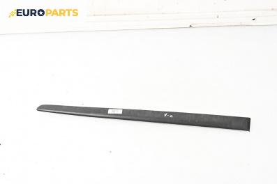 Интериорна лайсна за Renault Laguna II Hatchback (03.2001 - 12.2007), 4+1 вр., хечбек