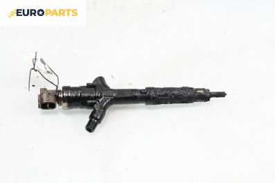 Дюза дизел за Toyota Corolla E12 Hatchback (11.2001 - 02.2007) 2.0 D-4D (CDE120), 90 к.с.