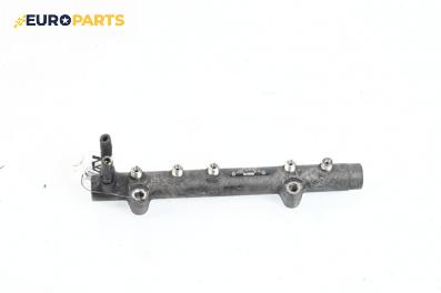 Горивна рейка за Toyota Yaris Verso (08.1999 - 09.2005) 1.4 D-4D (NLP22), 75 к.с., № 0445214032