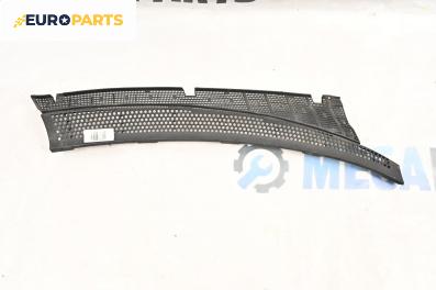 Кора под чистачки за Mercedes-Benz C-Class Sedan (W202) (03.1993 - 05.2000), 4+1 вр., седан