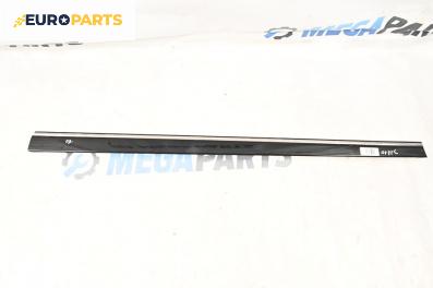 Външни лайсни за Mercedes-Benz C-Class Sedan (W203) (05.2000 - 08.2007), седан, позиция: дясна
