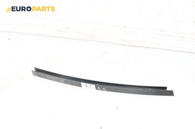 Интериорна пластмаса за BMW 3 Series E90 Touring E91 (09.2005 - 06.2012), 4+1 вр., комби, позиция: задна
