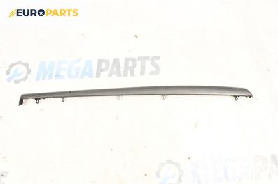 Интериорна лайсна за Opel Vectra C Estate (10.2003 - 01.2009), 4+1 вр., комби