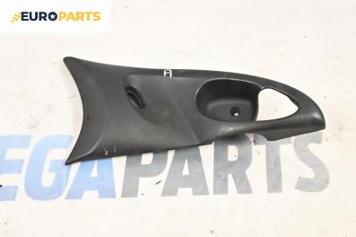 Интериорна пластмаса за Ford Focus I Hatchback (10.1998 - 12.2007), 4+1 вр., хечбек, позиция: дясна