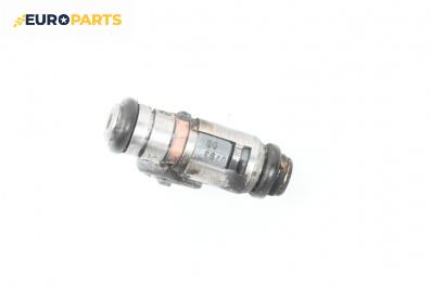 Дюза бензин за Renault Clio II Hatchback (09.1998 - 09.2005) 1.2 16V (BB05, BB0W, BB11, BB27, BB2T, BB2U, BB2V, CB05...), 75 к.с.