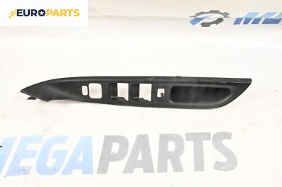 Интериорна пластмаса за Mazda 6 Hatchback I (08.2002 - 12.2008), 4+1 вр., хечбек, позиция: предна