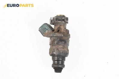 Дюза бензин за Volkswagen Golf IV Hatchback (08.1997 - 06.2005) 1.6, 100 к.с., № 037906031AA