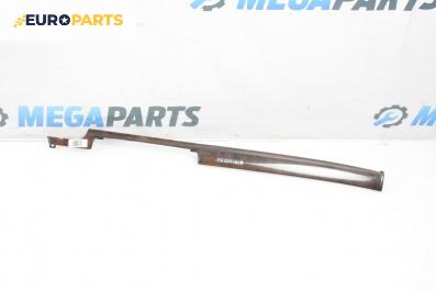 Интериорна лайсна за Audi A4 Avant B6 (04.2001 - 12.2004), 4+1 вр., комби